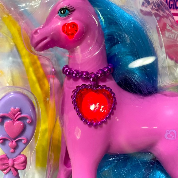 MAGIC TOUCH PONY VINTAGE 90s MAGIC HEART PONY MARIAH HEARTS LIGHT UP & BLINK - Picture 3 of 16